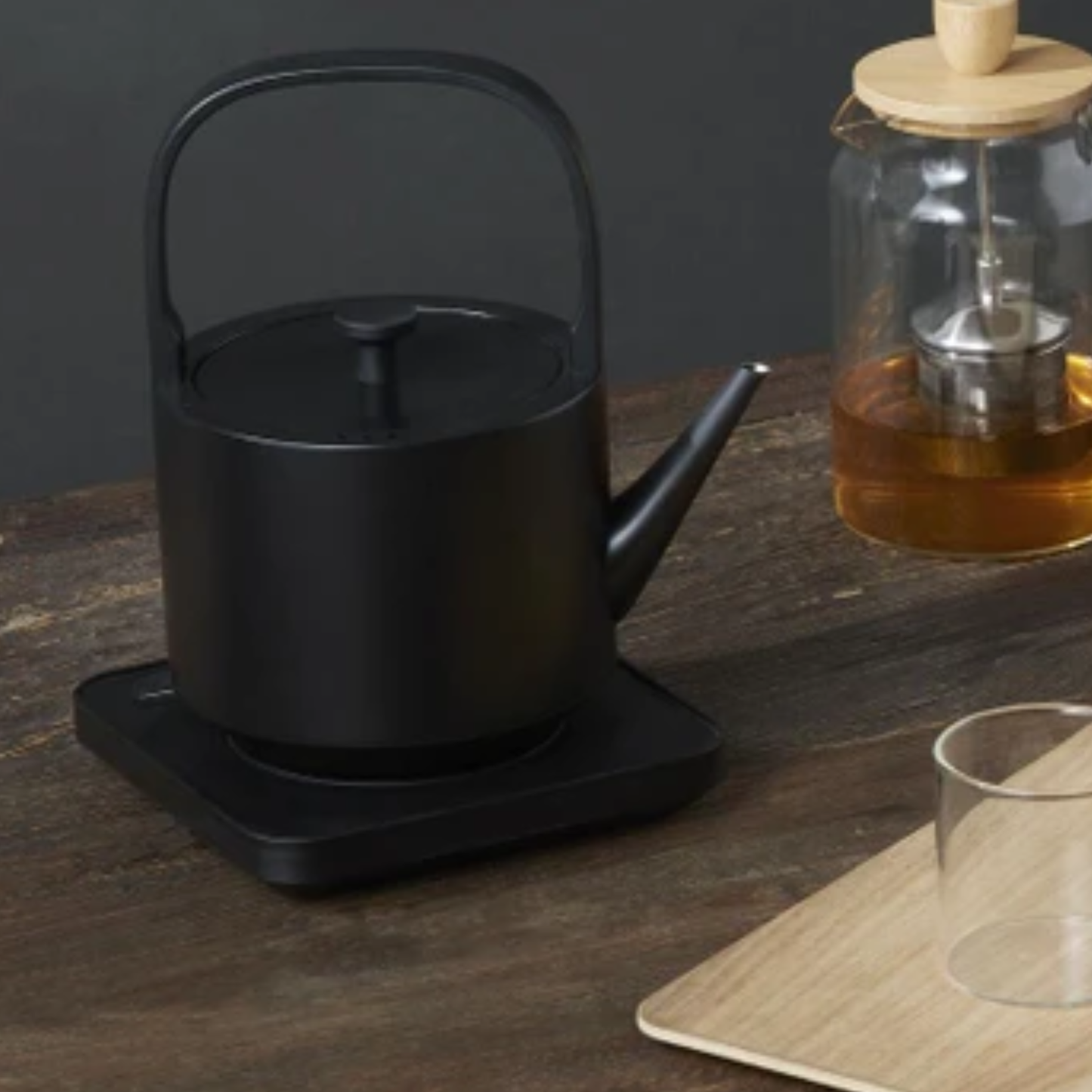 Leaf & Bean Black Electric Kettle 600ml