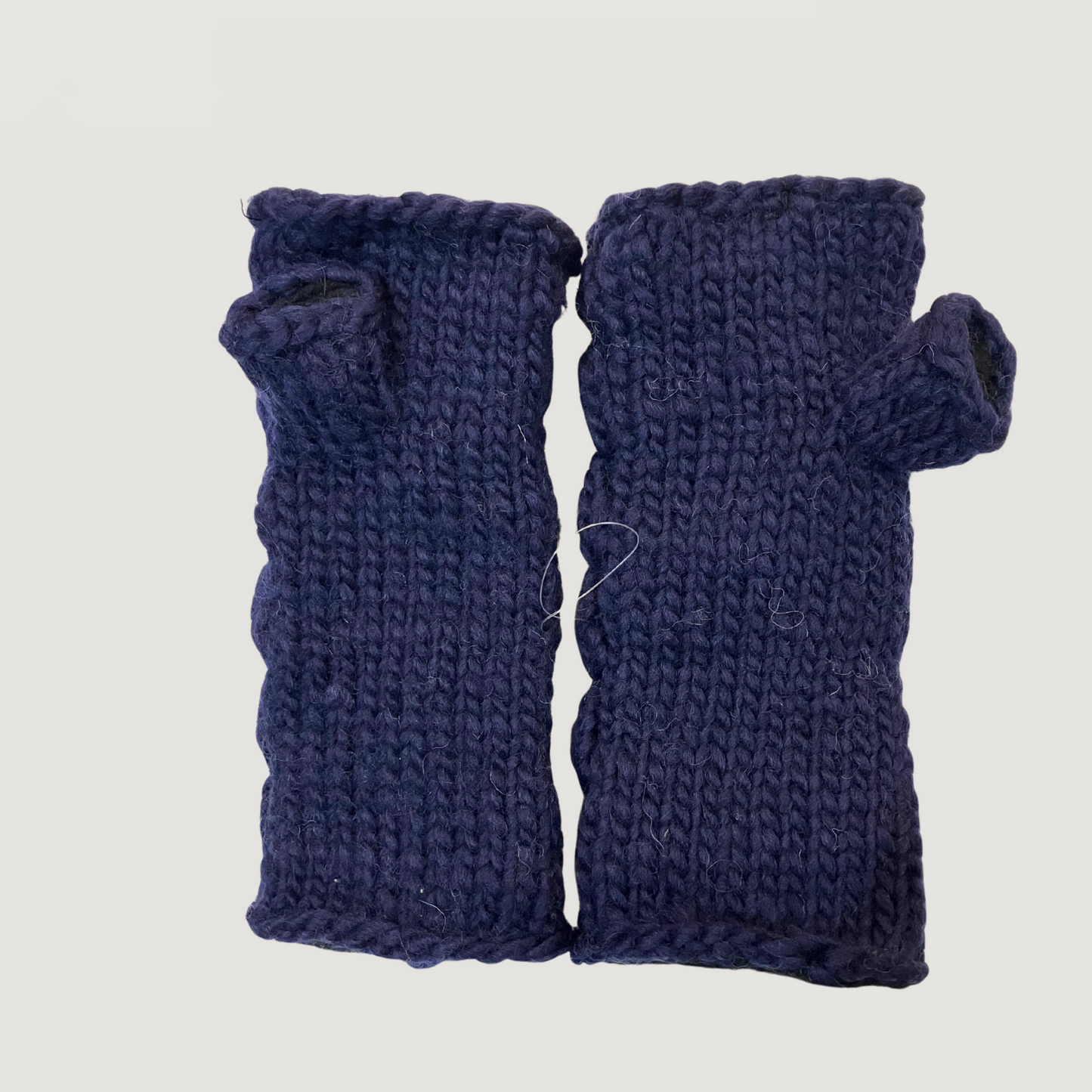 100% Wool Unisex Cable Hand & Wrist Warmers