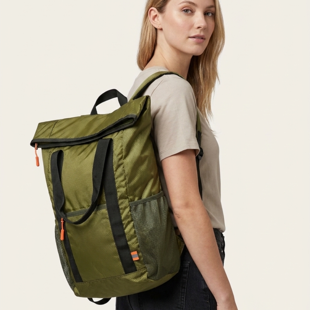 Maverick Foldable Square Backpack
