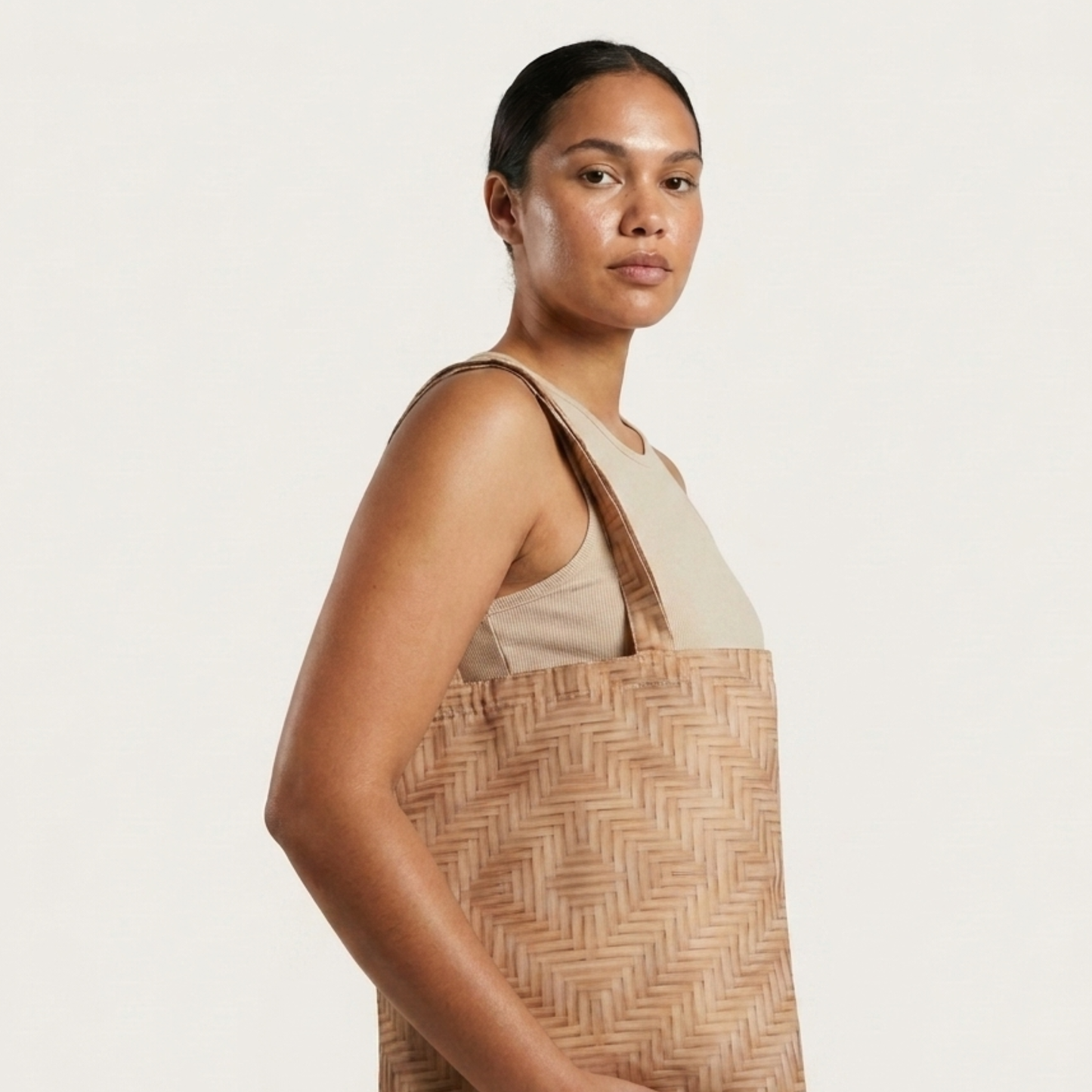 Woven pattern foldable shopping bag